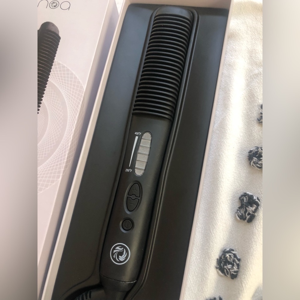 NOA invent styling comb NIB